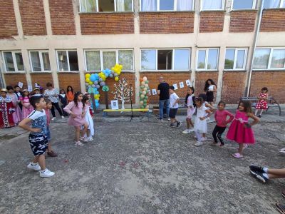 Весела ваканция на учениците от първи до трети клас - Изображение 5